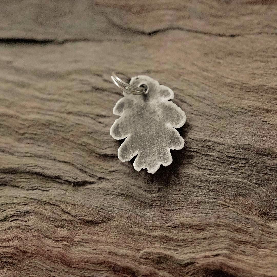Silver Oak Leaf Pendant